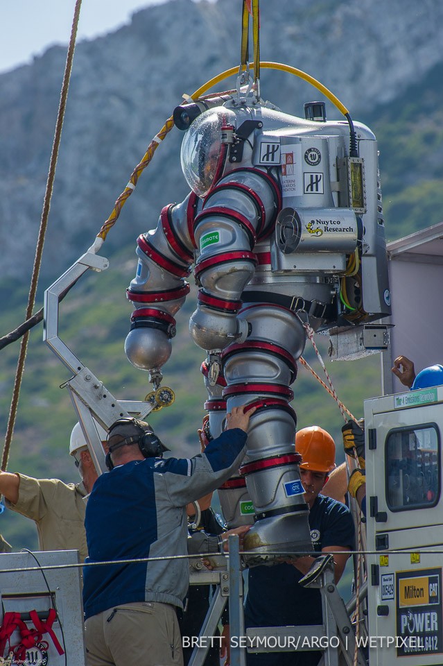 The Exosut is recovered and secured aboard the Hellenic Navy vessel HN THETIS