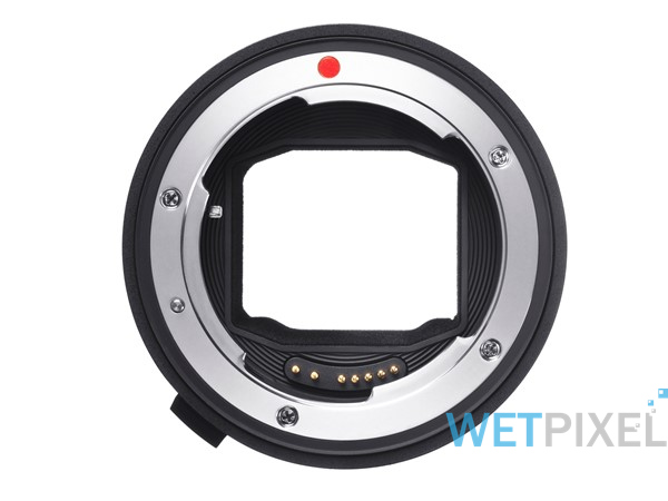 Sigma MC-11 E mount converter on Wetpixel