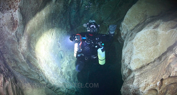 Under the Earth on Wetpixel